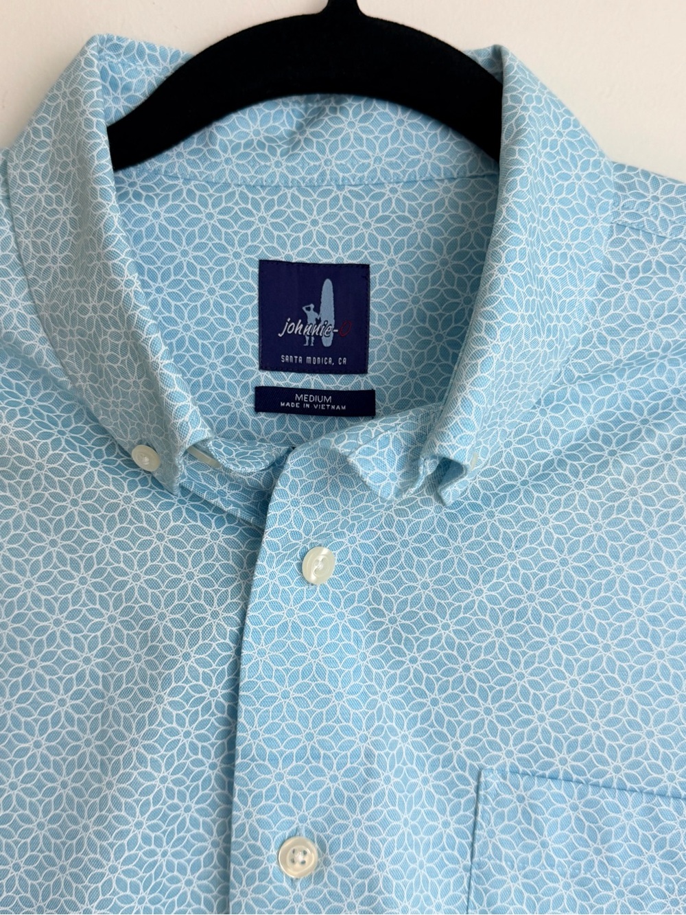 Johnnie-O Men’s Blue Geometric Print Button-Down Shirt | Medium | 100% Cotton - Picture 4 of 7